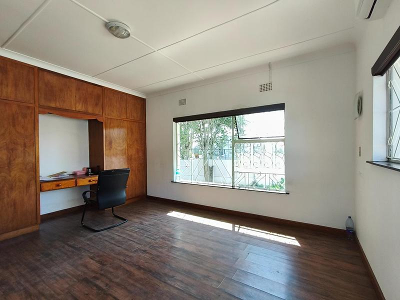 To Let Commercial Property for Rent in Mthata Eastern Cape
